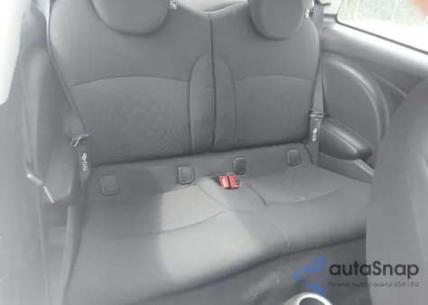 2010 Mini Cooper z USA, uszkodzony, nr VIN WMWMF3C50ATZ26274